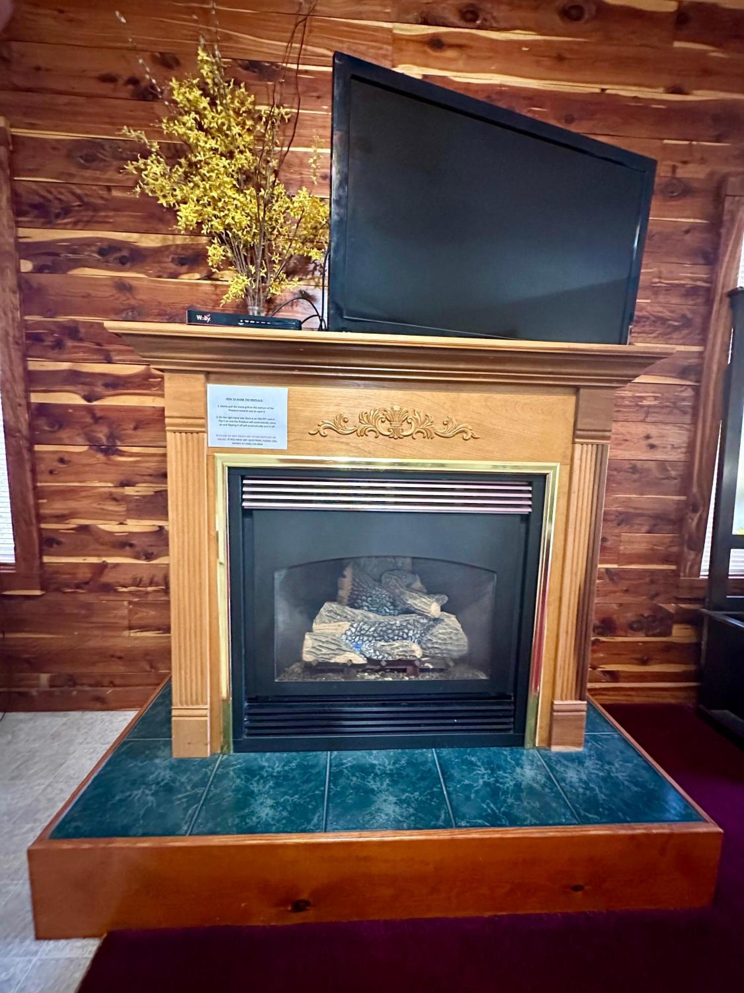 Cedar Creek Cabins Юрека Спрингс Екстериор снимка